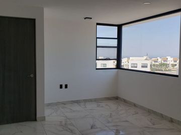 EXCELENTE CASA EN VENTA CANDORA URBANIDAD, LEÓN.GTO.