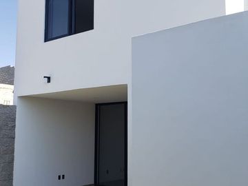 EXCELENTE CASA EN VENTA CANDORA URBANIDAD, LEÓN.GTO.