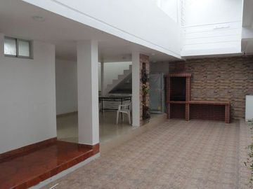 Venta de casa en Ibarra ciudadela Simón Bolívar