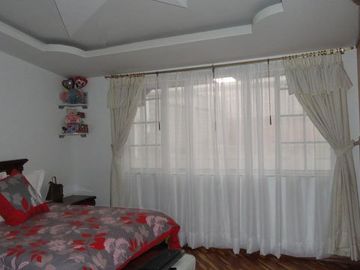 Venta de casa en Ibarra ciudadela Simón Bolívar