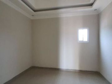 Rumah di Wisma Permai, Row 10 meter, Carport 1 mbl