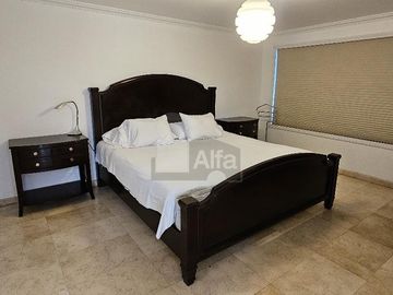 Se Vende Casa en la Colonia Florida