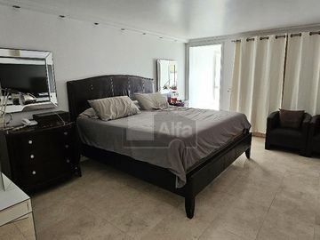 Se Vende Casa en la Colonia Florida