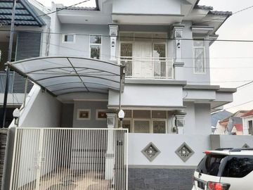 Rumah hook 2 lantai baru renovasi Pantai Mentari Carport 1 mobil umsse
