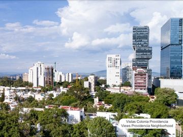 Departamento con ventanas de piso a techo, con lobby, sala de juntas y centro de