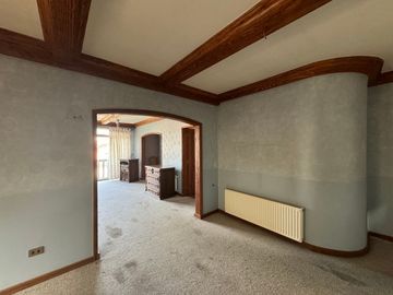 Amplia casa en Av Alemania
