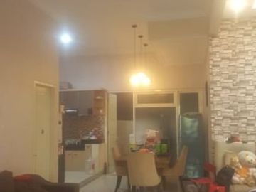Di jual rumah siap huni nirwana eksekutif, surabaya