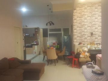Di jual rumah siap huni nirwana eksekutif, surabaya