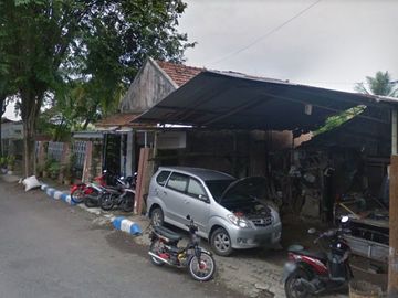 Rumah dan Tempat Usaha Strategis di Raya Bengawan Solo Lumajang