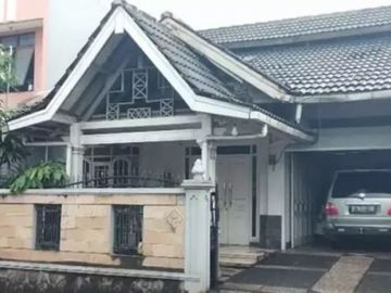 Rumah Larangan Utara Dekat Puri Beta Siap Huni