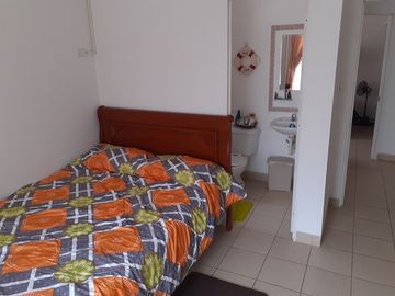 Capaes-Villa Marina: Se Vende Casa Cerca del Mar en Capaes
