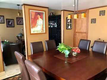 Casa en Venta, Zona Segura y Exclusiva con Magnificas Vistas a La Ciudad