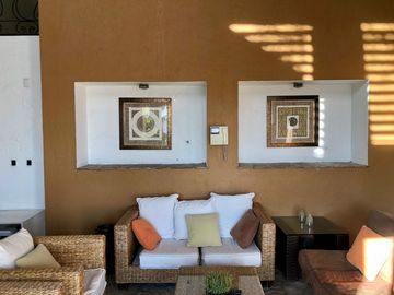 Casa en Venta, Zona Segura y Exclusiva con Magnificas Vistas a La Ciudad