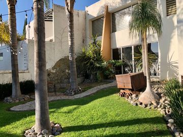 Casa en Venta, Zona Segura y Exclusiva con Magnificas Vistas a La Ciudad