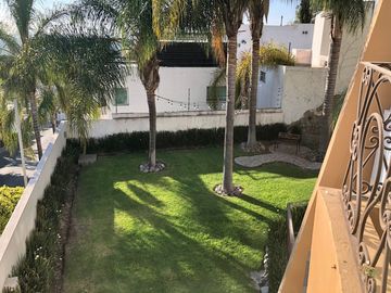 Casa en Venta, Zona Segura y Exclusiva con Magnificas Vistas a La Ciudad