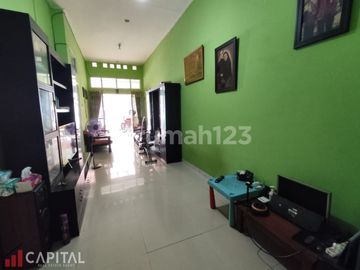 Rumah Nyaman Terawat di Daerah Logam Ters Buah Batu, Bandung