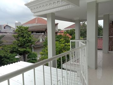 Rumah RUNGKUT BARATA Mapan Surabaya 2 Lt Dkt Pondok Candra
