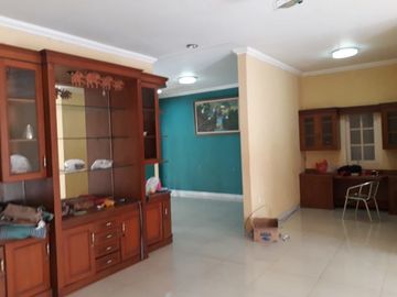 Rumah second tanah luas siap huni Kampung Sawah Jati Warna Pondok Melati Bekasi