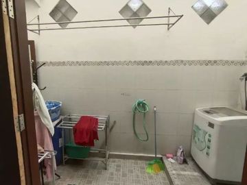 Dijual rumah di Perumahan Taman Menganti Emas, Gresik