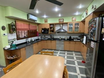 Chalet en venta en Lanus Oeste