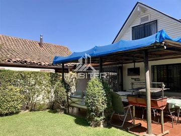 Casa en Venta en Plaza San Francisco, Curicó