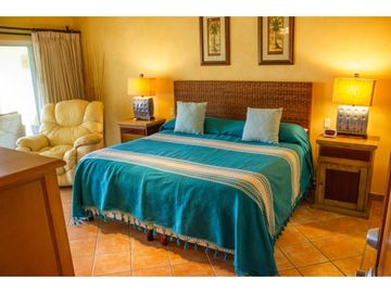 LAS MAÑANITAS Phase II HOTEL ZONE #3101 Garage 21, San José del Cabo,