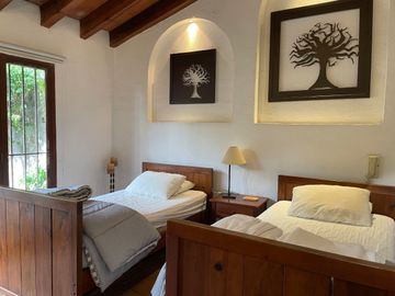 Casa en Fraccionamiento en Club de Golf Hacienda San Gaspar Jiutepec - TBR-937-Fr
