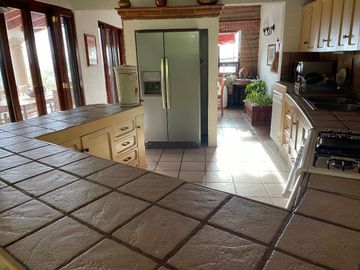 Casa en Fraccionamiento en Club de Golf Hacienda San Gaspar Jiutepec - TBR-937-Fr