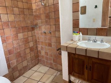 Casa en Fraccionamiento en Club de Golf Hacienda San Gaspar Jiutepec - TBR-937-Fr