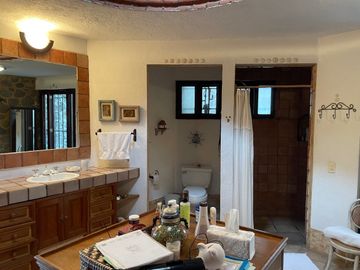 Casa en Fraccionamiento en Club de Golf Hacienda San Gaspar Jiutepec - TBR-937-Fr