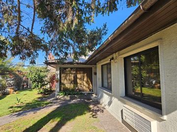 Casa en venta de 5 dorm. en La Reina