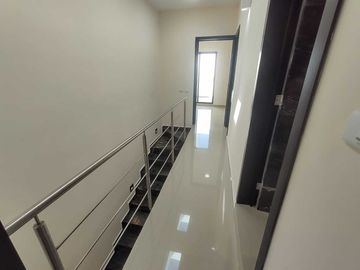 CASA EN VENTA COL. MANUEL NIETO CERCA DE LA UVM BOCA DEL RÍO,VERACRUZ