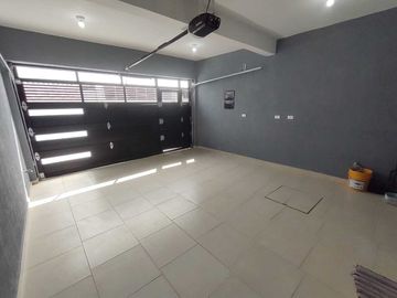 CASA EN VENTA COL. MANUEL NIETO CERCA DE LA UVM BOCA DEL RÍO,VERACRUZ