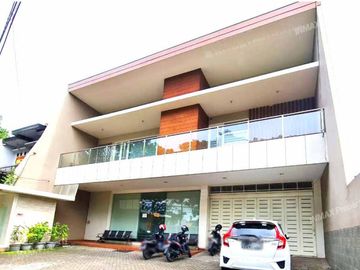 Gedung Kantor Luas 645 di Poros Sulfat kota Malang