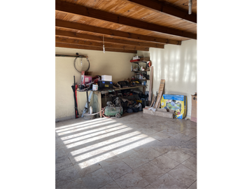 casa dos dormitorios y quincho sobre terreno de 400m2