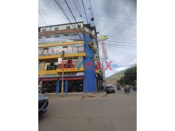 Se Vende Edificio De 5 Pisos Al Frente Del Rio Huallaga Al Costado Del Tottus A.T. 290 M2 Super Comercial Y Con Los 5 Pisos Con Renta Mensual.