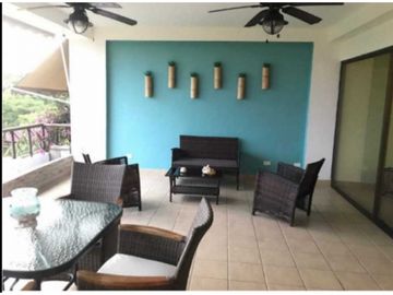 VENDO APARTAMENTO EN CHAME CORONADO PUNTA BARCO RESORT 3R