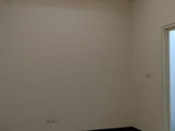 rumah baru di Sutorejo Timur Carport 2 mobil + garasi 1 mobil