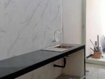 rumah baru di Sutorejo Timur Carport 2 mobil + garasi 1 mobil
