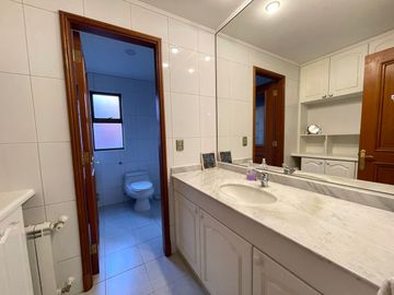 Hermosa casa en Valle Alcalá