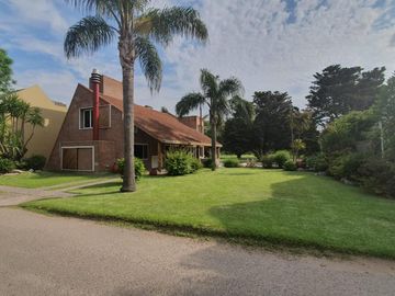 Chalet sobre Golf en San Miguel Country de Ghiso