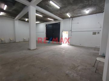 🏠 Casa en Venta a Precio de Terreno – Hogar Policial, Villa María del Triunfo
Si estás buscando una oportunidad real para construir, invertir o estab