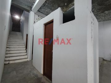 🏠 Casa en Venta a Precio de Terreno – Hogar Policial, Villa María del Triunfo
Si estás buscando una oportunidad real para construir, invertir o estab