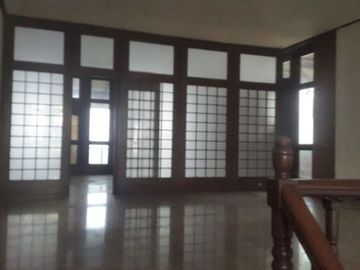 Rumah Usaha di Raya Tomang Sangat Strategies Jakarta Barat
