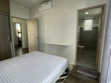 2 Story - 3 Bedroom Apartment