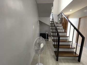 2 Story - 3 Bedroom Apartment