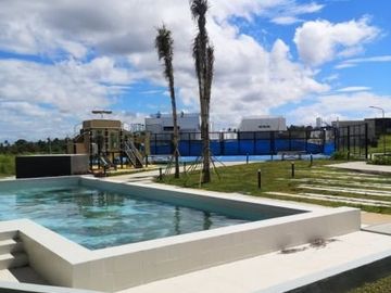 2 Story - 3 Bedroom Apartment