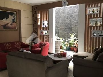 Rumah Siap huni di Cigadung dkt TubagusIsmail Dago Cikutra