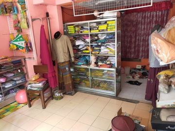RUMAH+TOKO USAHA DHARMAWANGSA hdp utara, Strategis Nol jalan raya
