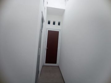 RUMAH MEWAH PREMIUM 2 LANTAI TERBAIK DI SELMAN KAWASAN ELIT
